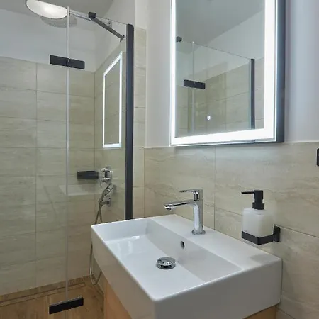 Koliba Pod Vlkolincom Gasthof *
