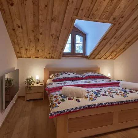 Koliba Pod Vlkolincom Gasthof *